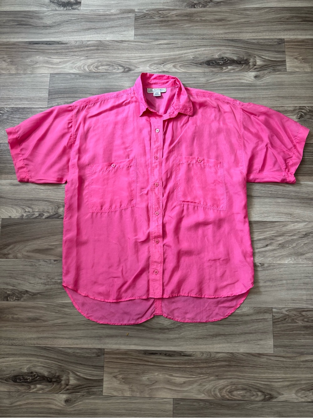Vintage 100% Silk Blouse Pink Short Sleeve Button Up Top size Small Barbiecore